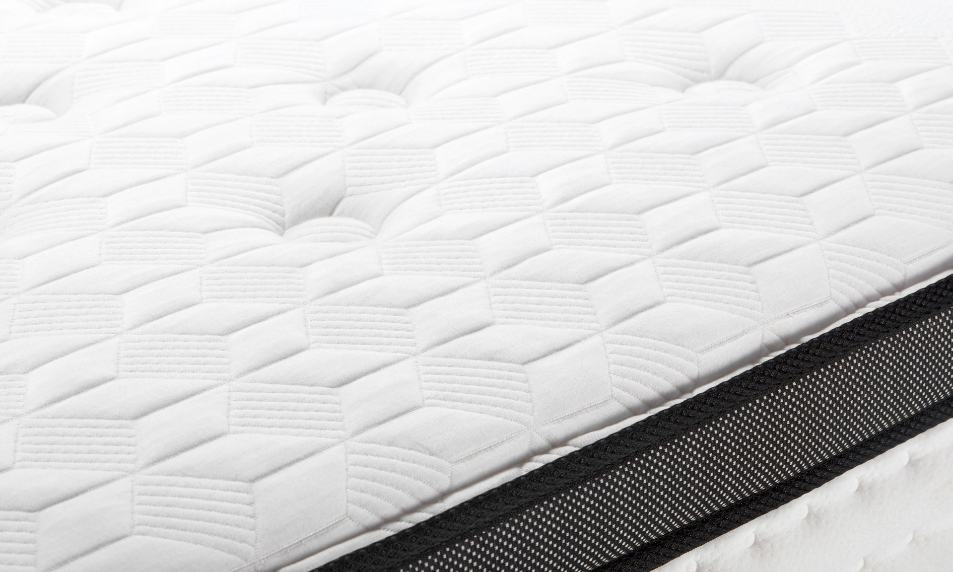 Queen mattress is available in different materials such as memory foam, latex, hybrid and more.