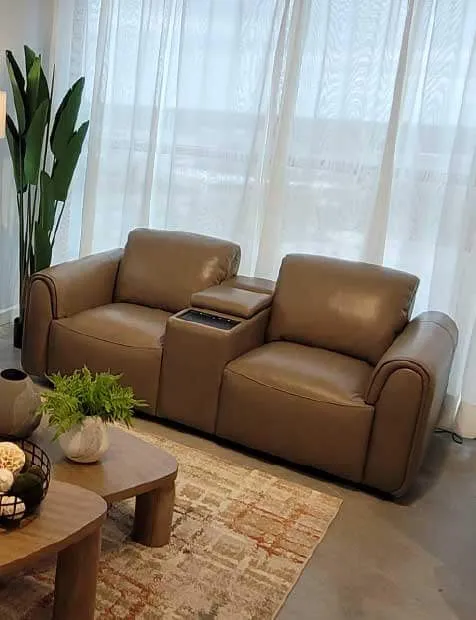 Loveseat 2