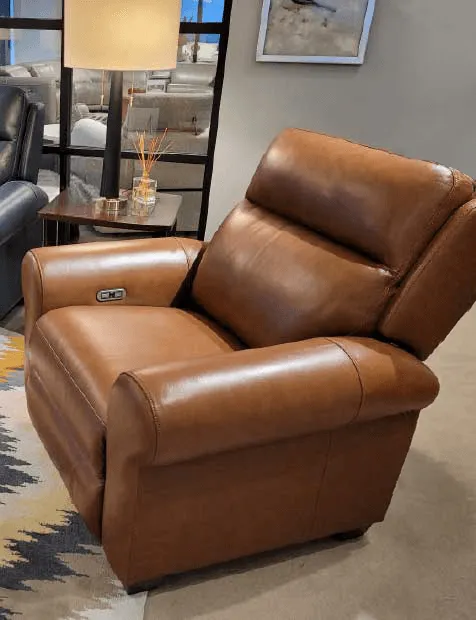 Loveseat 3